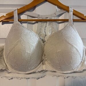 Torrid front closure push up bra 48b